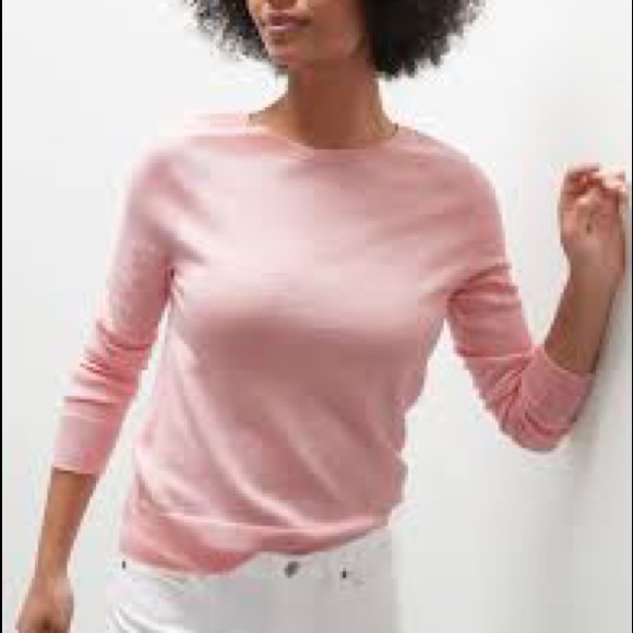 Banana Republic Seamless Wool Sweater - Picture 2 of 2